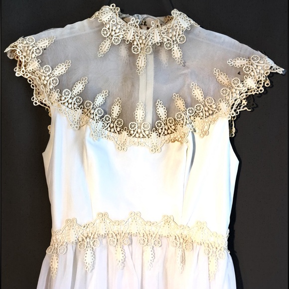 VINTAGE Ivory White Sleeveless Evening gown Lace trim Sheer High neckline Luxe - Picture 5 of 15